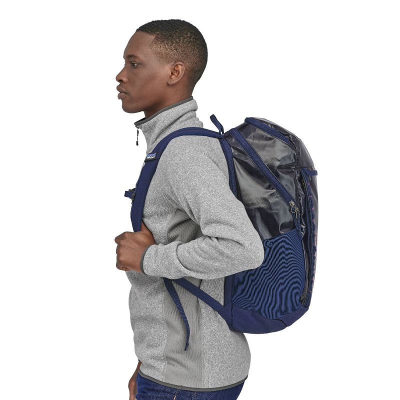 patagonia black hole backpack 32